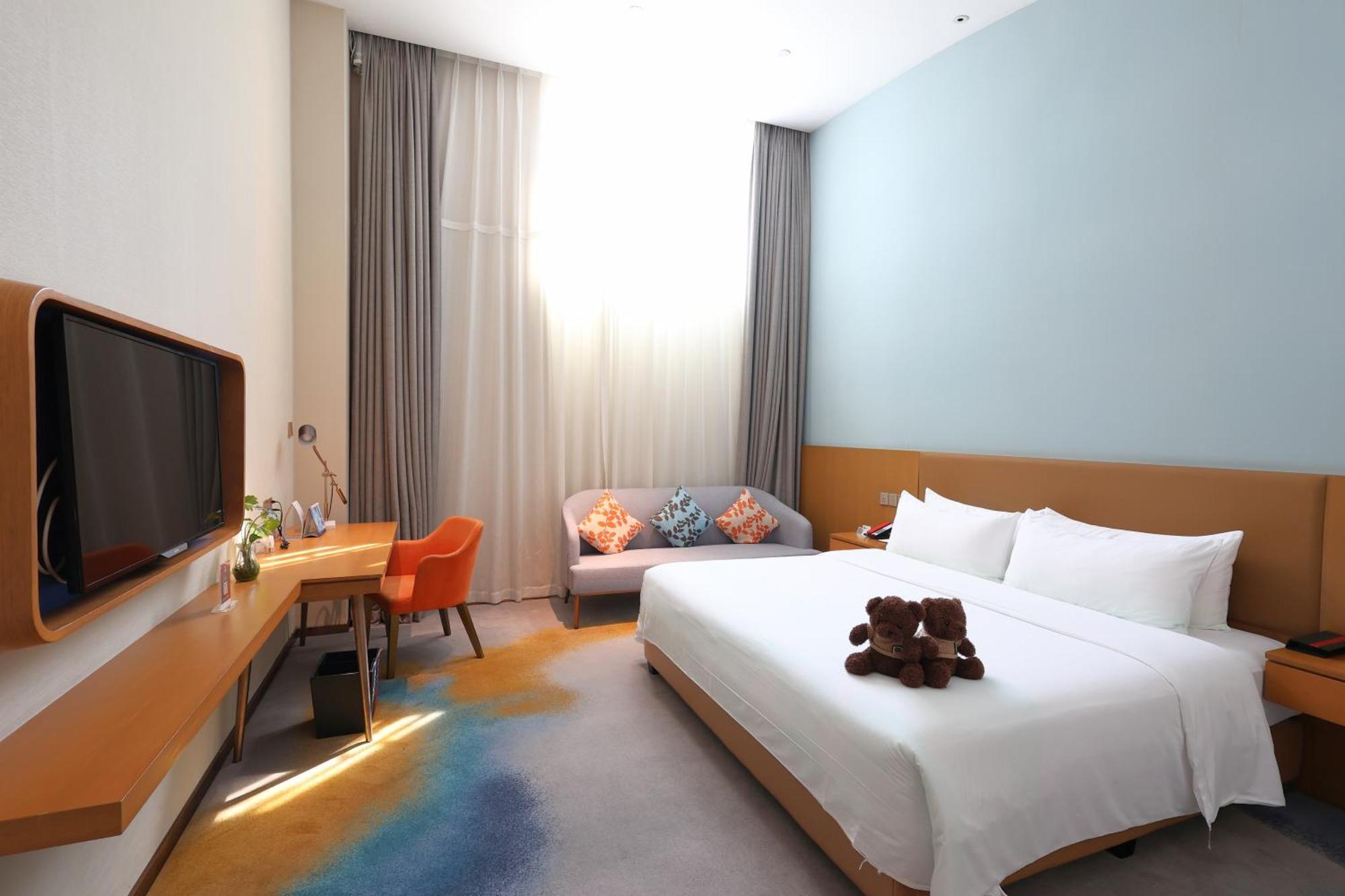 Hotel Artels Collection Lingang 4*